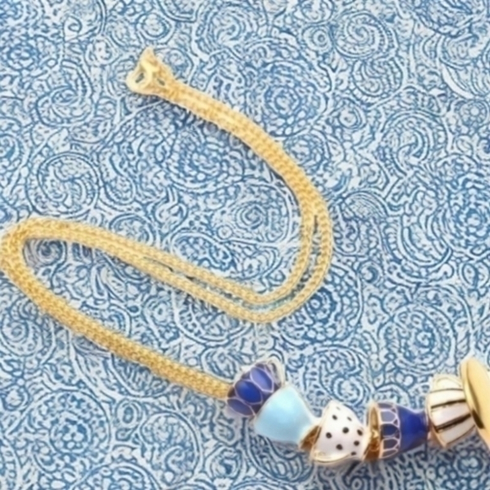 BETSEY JOHNSON STACKED BLUE TEACUP NECKLACE - Picture 2 of 4